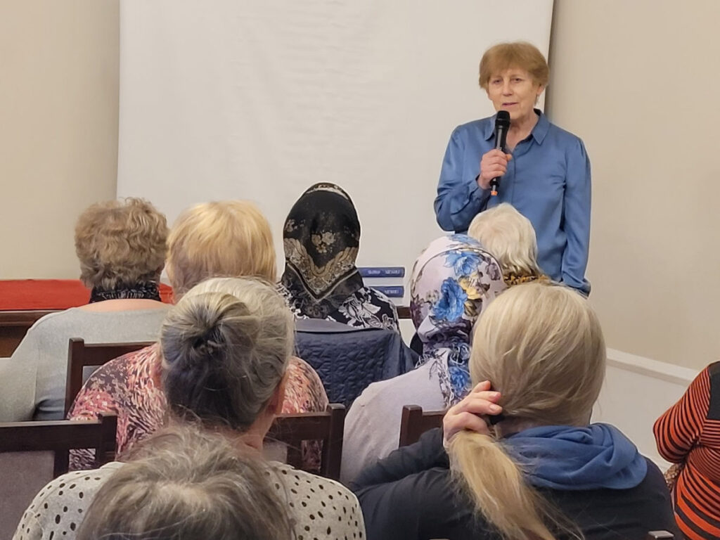 Spotkanie autorskie z Anną Radziukiewicz