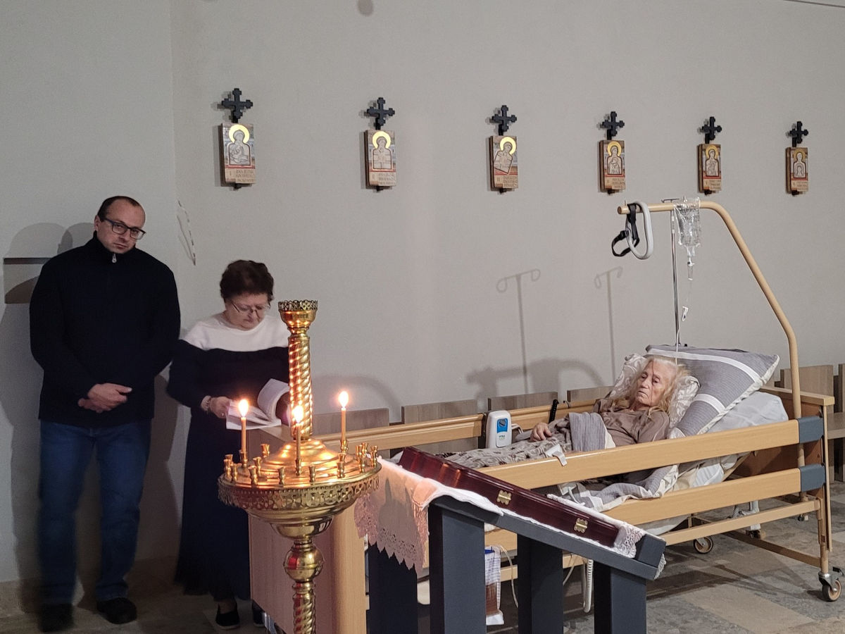 Boska Liturgia w Hospicjum w Makówce