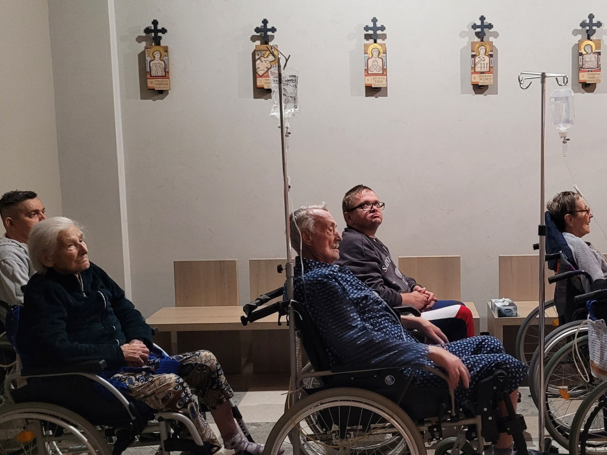 Boska Liturgia w Hospicjum w Makówce