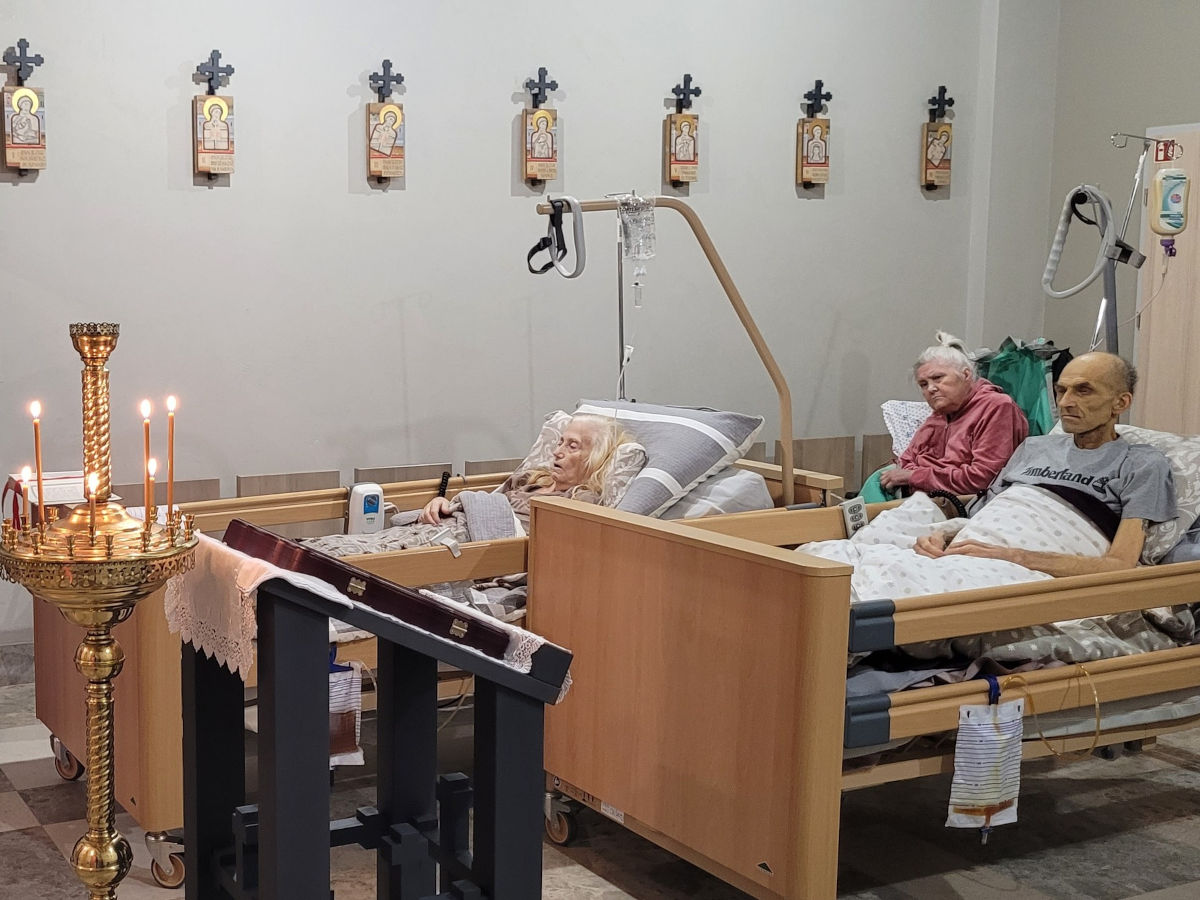 Boska Liturgia w Hospicjum w Makówce